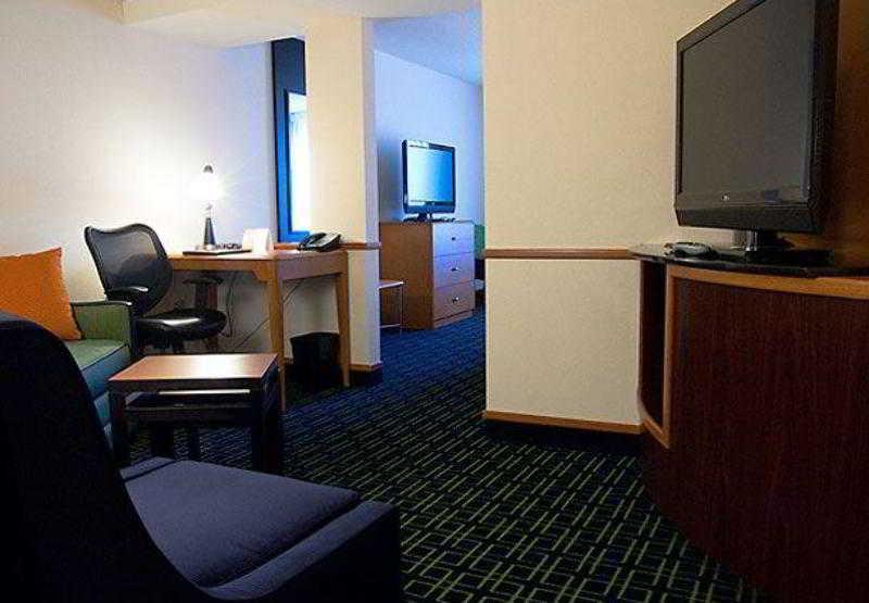 Fairfield Inn & Suites Tampa Fairgrounds/Casino Orient Park Exterior foto